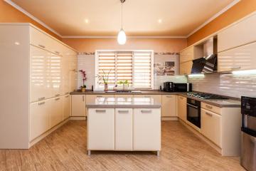 Фото №1: Дом 311 м² - Краснодар, ж/м Пашковский, ул. Фадеева, 355