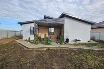 Фото №1: Дом 112 м² - Старокорсунская, мкр. Карасунский внутригородской округ, ул. Придорожная, 80