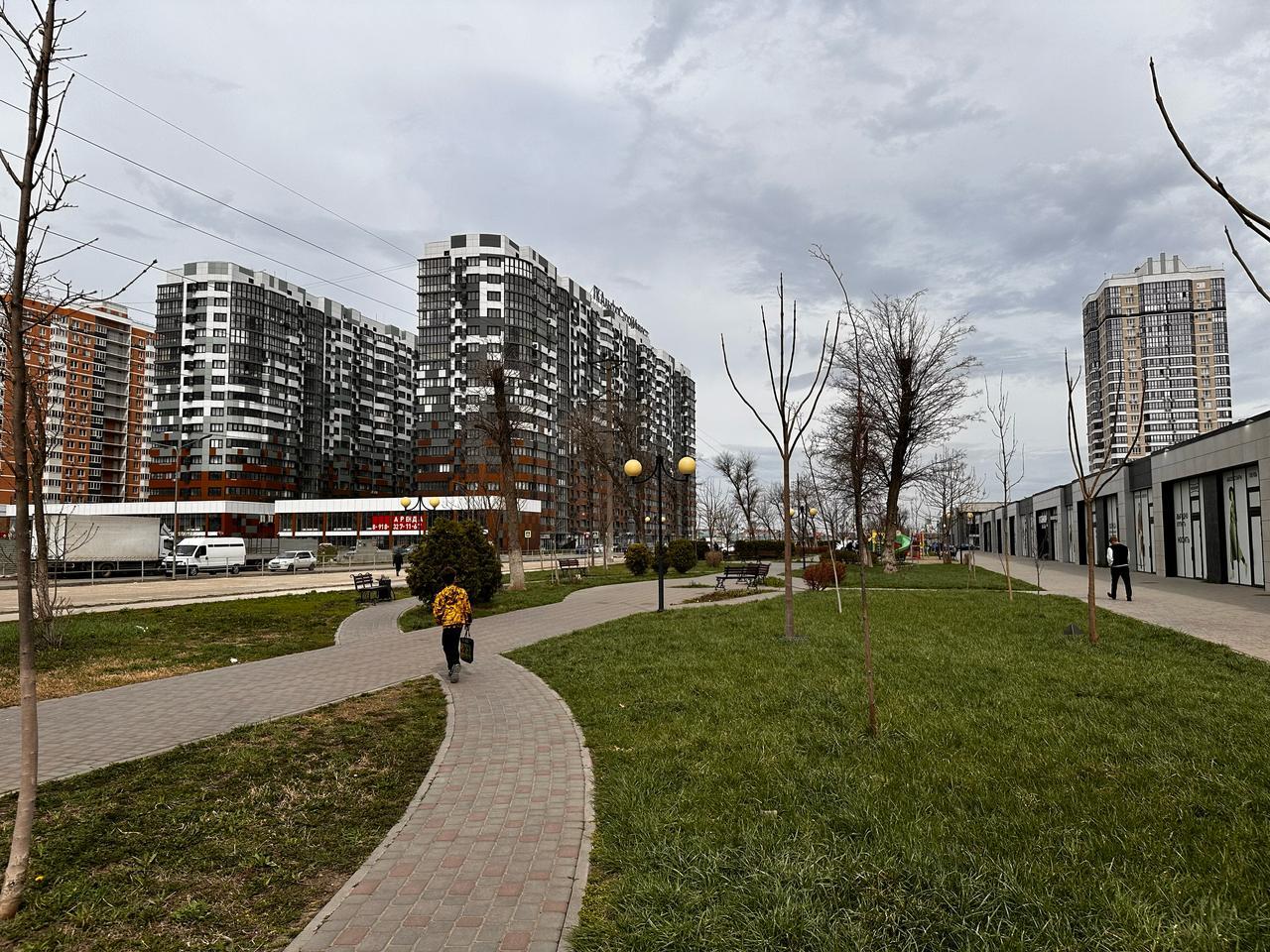 Фото №3: Коммерция 145 м² - Краснодар, Прикубанский внутригородской округ, мкр. Россинского, б-р Адмиралтейский, 1