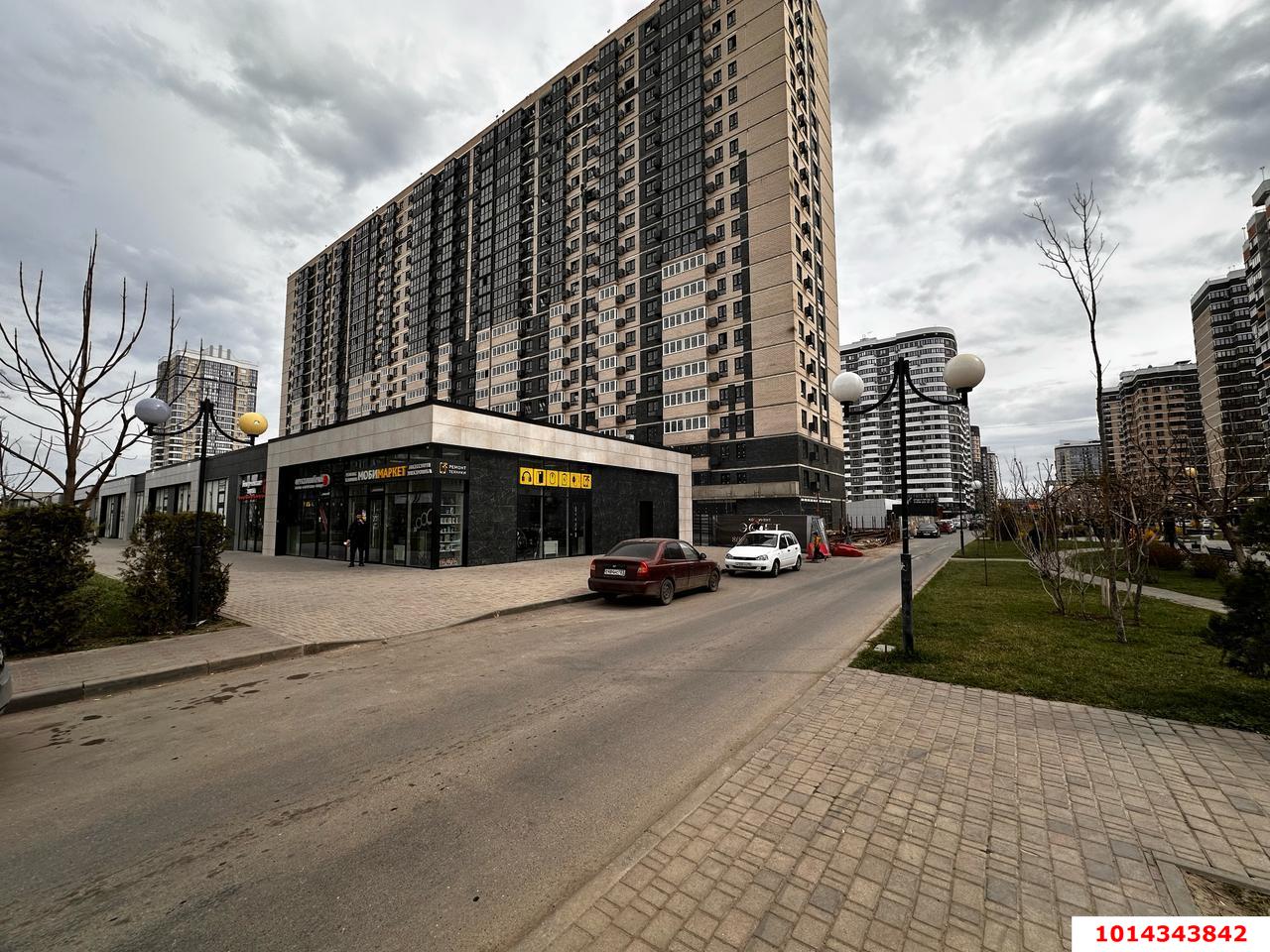Фото №1: Торговое помещение 141 м² - Краснодар, Россинского, б-р Адмиралтейский, 1