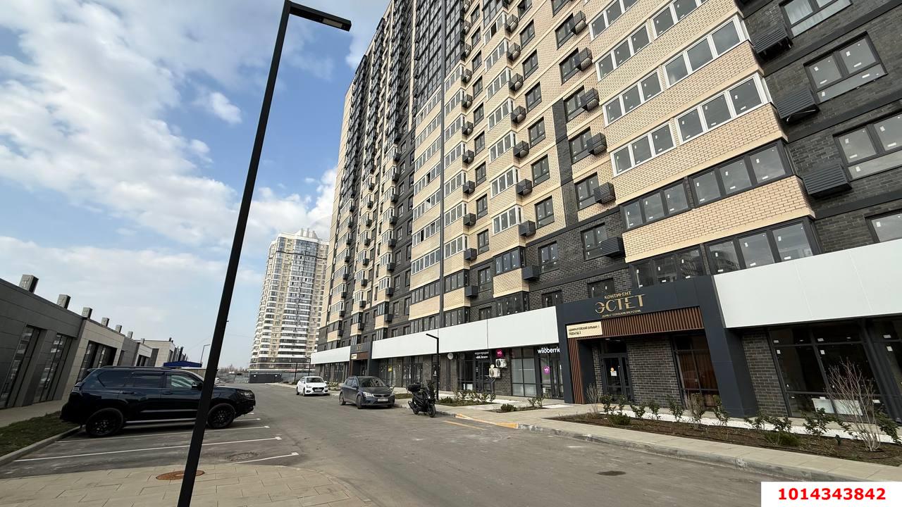 Фото №4: Коммерция 145 м² - Краснодар, Прикубанский внутригородской округ, мкр. Россинского, б-р Адмиралтейский, 1