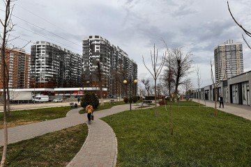 Фото №3: Торговое помещение 141 м² - Краснодар, мкр. Россинского, б-р Адмиралтейский, 1
