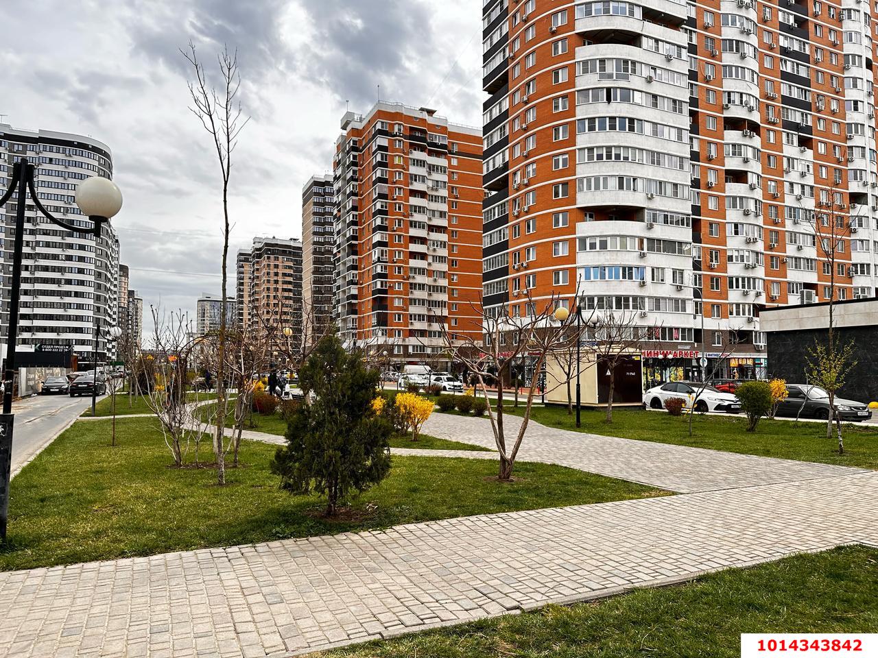Фото №5: Торговое помещение 141 м² - Краснодар, Россинского, б-р Адмиралтейский, 1