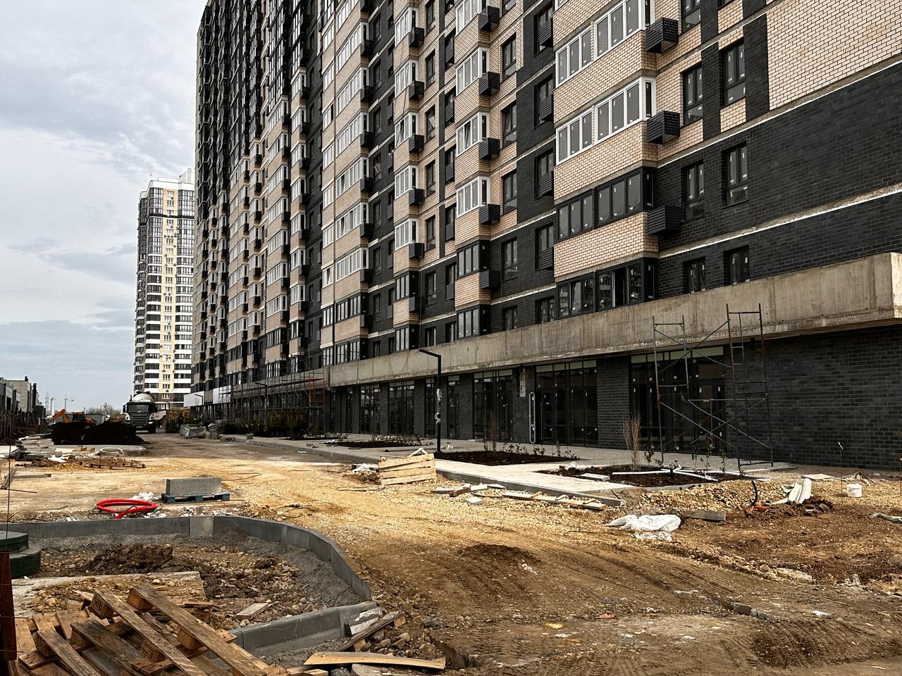 Фото №5: Коммерция 145 м² - Краснодар, Прикубанский внутригородской округ, мкр. Россинского, б-р Адмиралтейский, 1