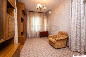 Фото №5: 2-комнатная квартира 35 м² - Краснодар, мкр. Центральный, ул. Янковского, 155