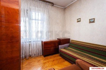 Фото №1: 2-комнатная квартира 35 м² - Краснодар, мкр. Центральный, ул. Янковского, 155