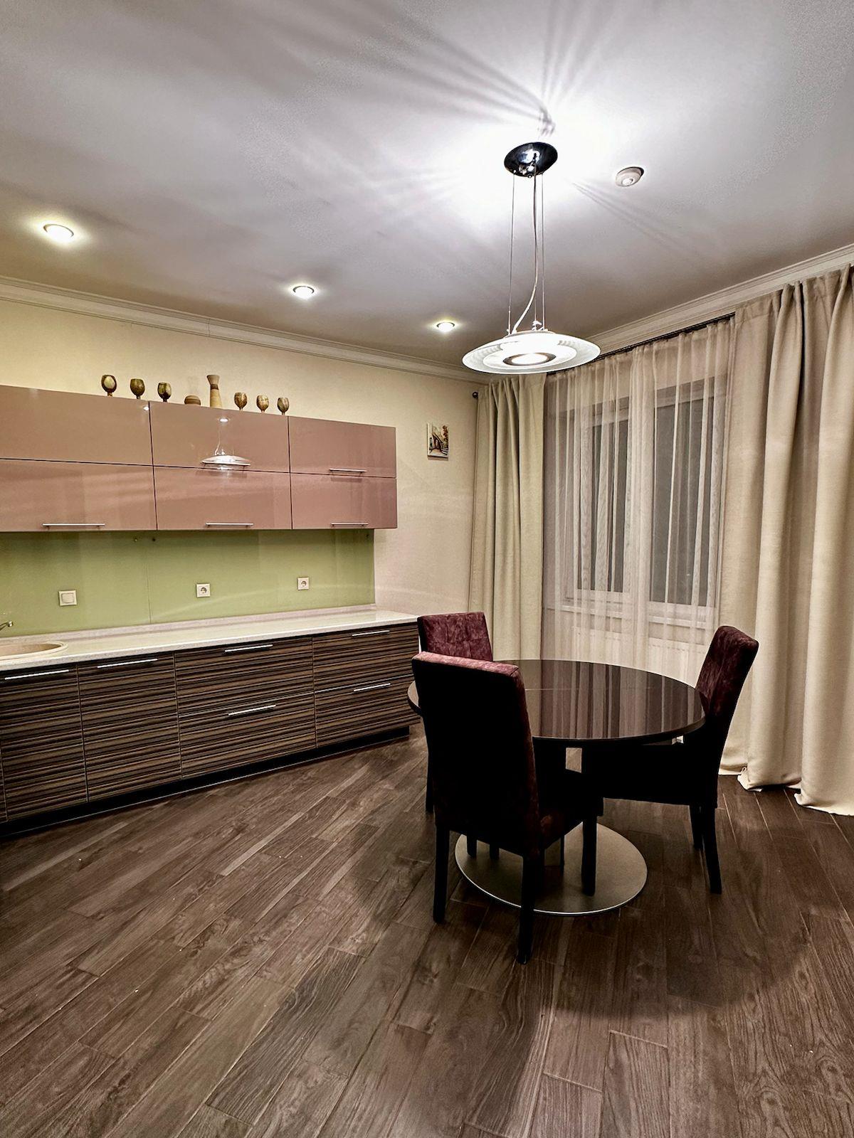 Фото №3: 2-комнатная квартира 95 м² - Краснодар, Западный внутригородской округ, Фестивальный, мкр. жилой комплекс Триумф, ул. имени П.М. Гаврилова, 27