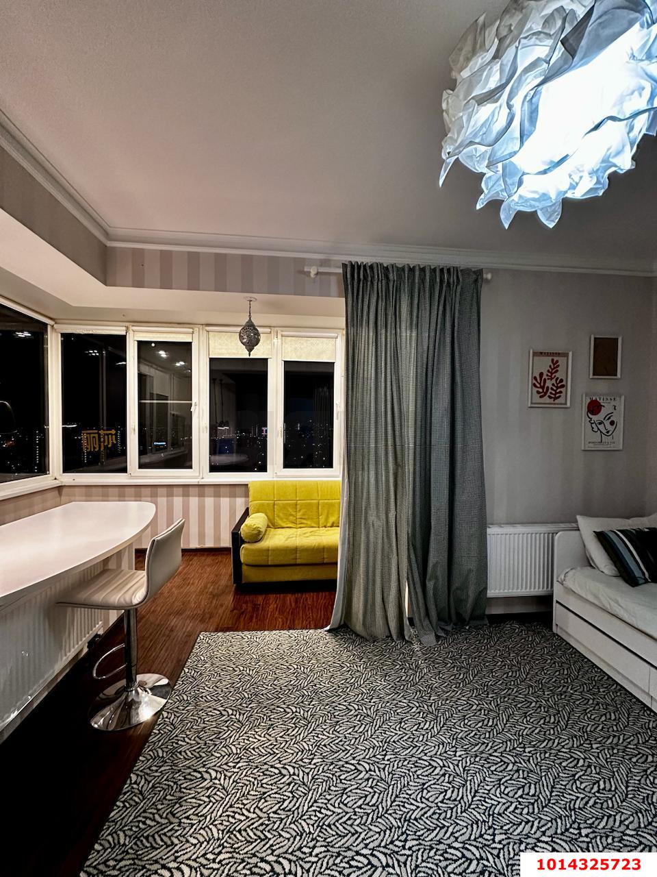 Фото №1: 2-комнатная квартира 95 м² - Краснодар, жилой комплекс Триумф, ул. имени П.М. Гаврилова, 27