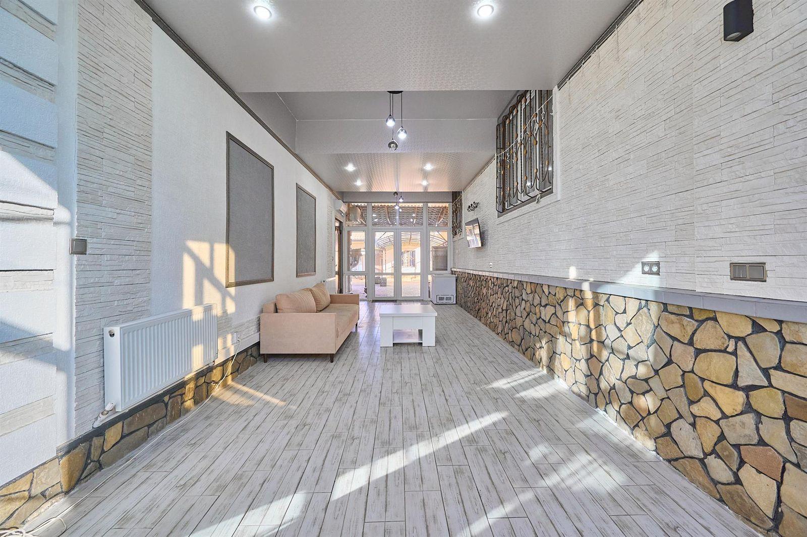 Фото №15: Дом 240 м² + 7 сот. - Яблоновский, мкр. Карасунский внутригородской округ, ул. Дорожная, 240