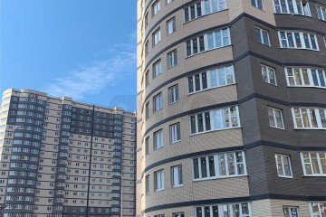 Фото №2: 1-комнатная квартира 39 м² - Краснодар, мкр. имени Петра Метальникова, ул. Тополиная, 40/1к1