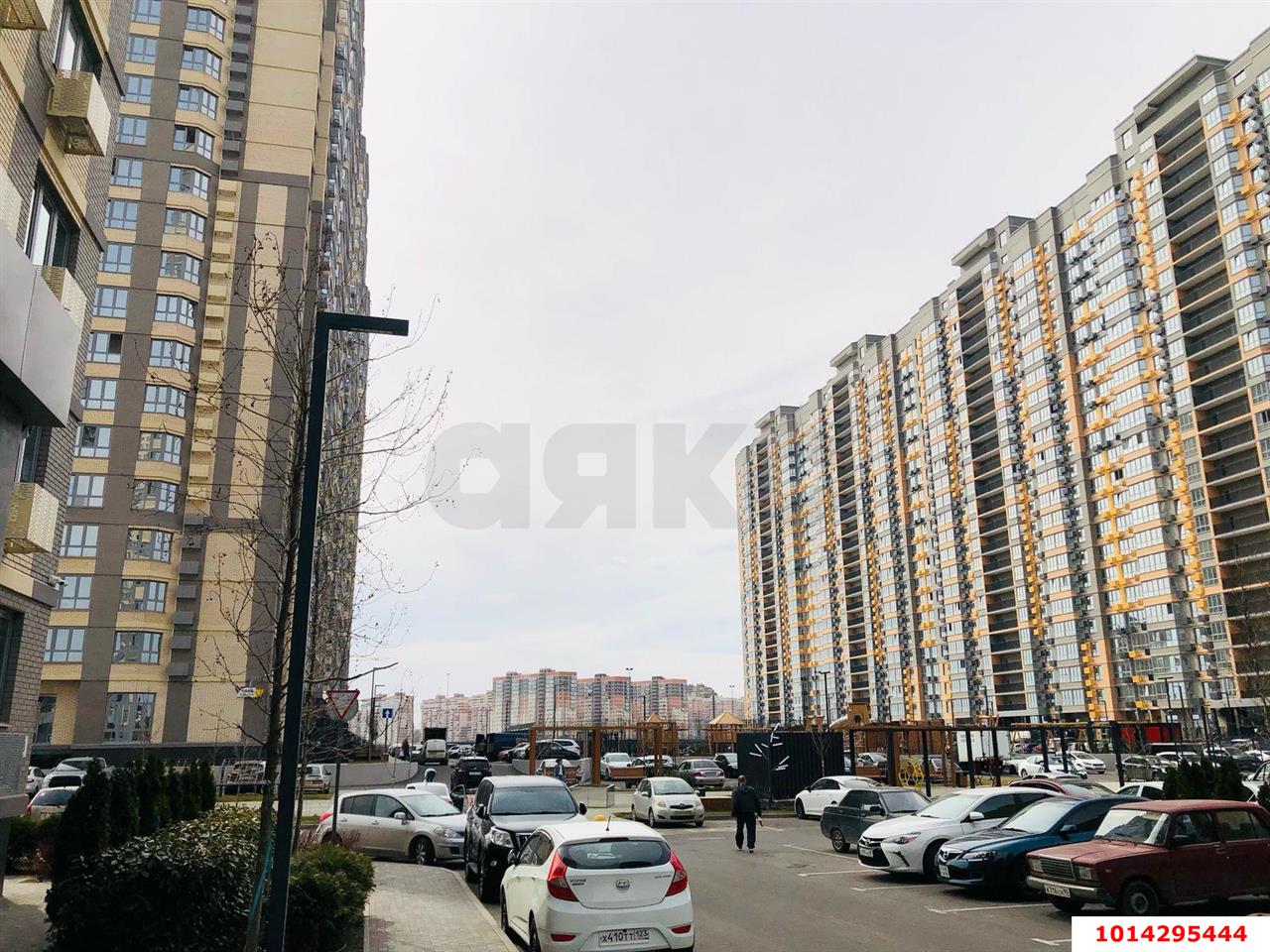 Фото №3: 1-комнатная квартира 44 м² - Краснодар, жилой комплекс Сказка Град, ул. имени В.Н. Мачуги, 166Бк1