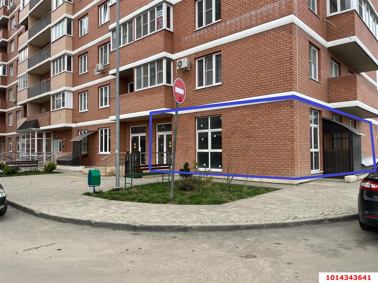 Фото №2: Торговое помещение 79 м² - Российский, Прикубанский внутригородской округ, ул. имени В.М. Комарова, 21Б