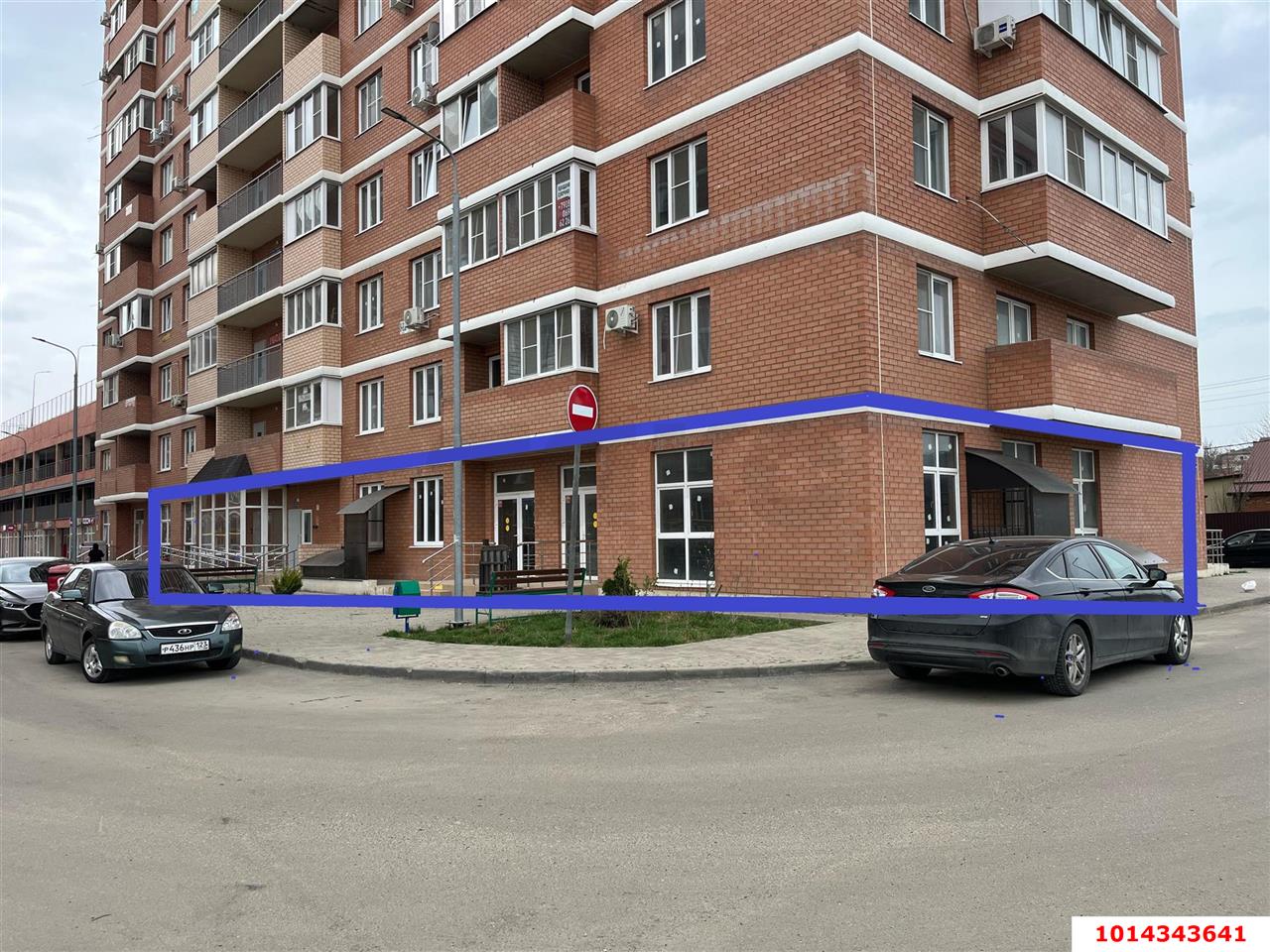 Фото №3: Торговое помещение 79 м² - Российский, Прикубанский внутригородской округ, ул. имени В.М. Комарова, 21Б