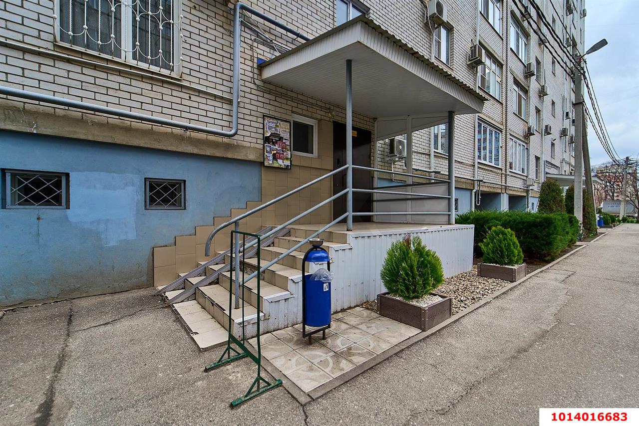 Фото №18: 4-комнатная квартира 156 м² - Краснодар, Восточно-Кругликовский, ул. Черкасская, 83