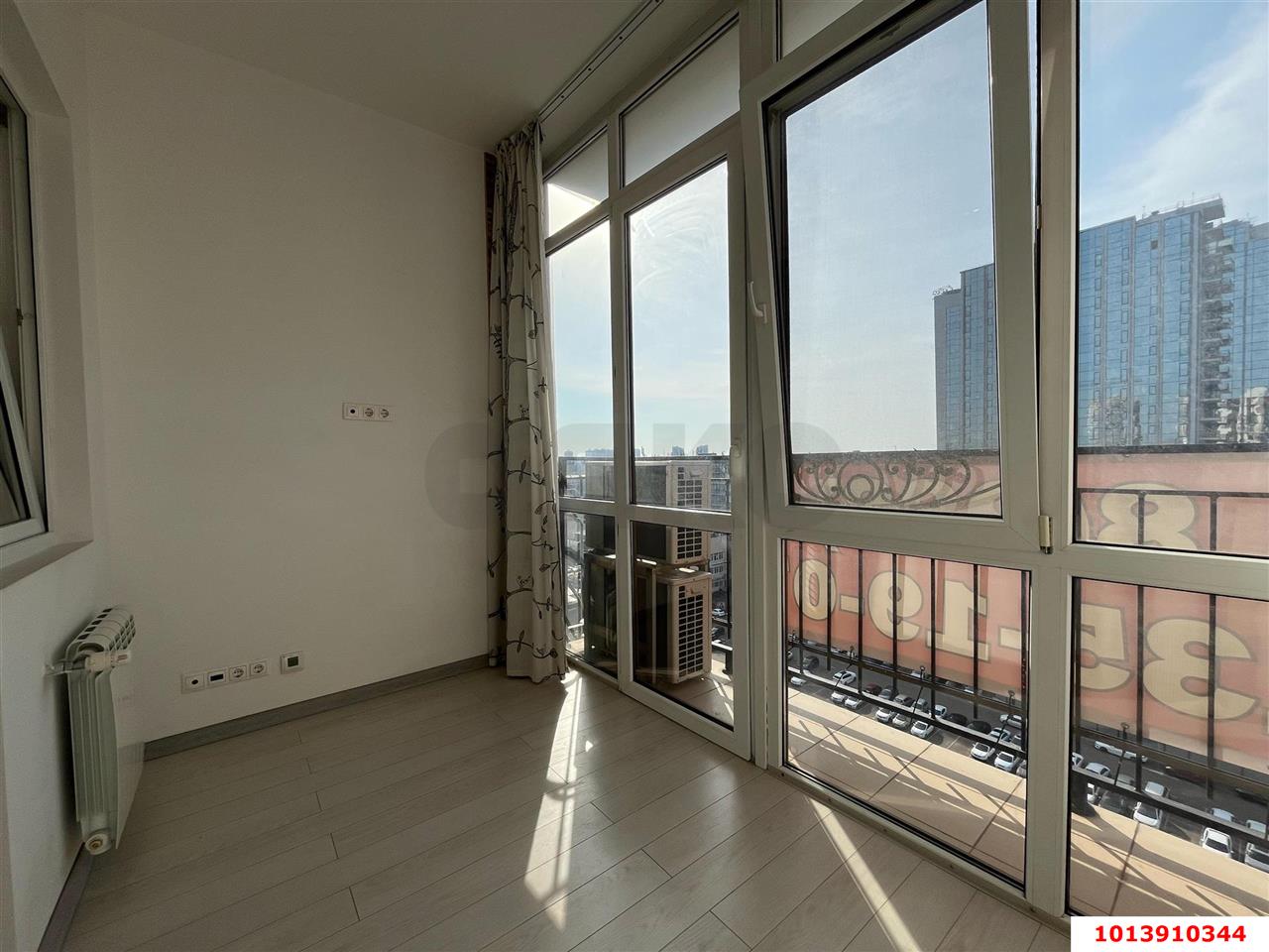 Фото №4: 2-комнатная квартира 100 м² - Краснодар, Центральный, ул. Красноармейская, 100