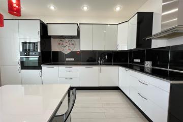 Фото №2: 2-комнатная квартира 96 м² - Краснодар, мкр. Центральный, ул. Красноармейская, 100