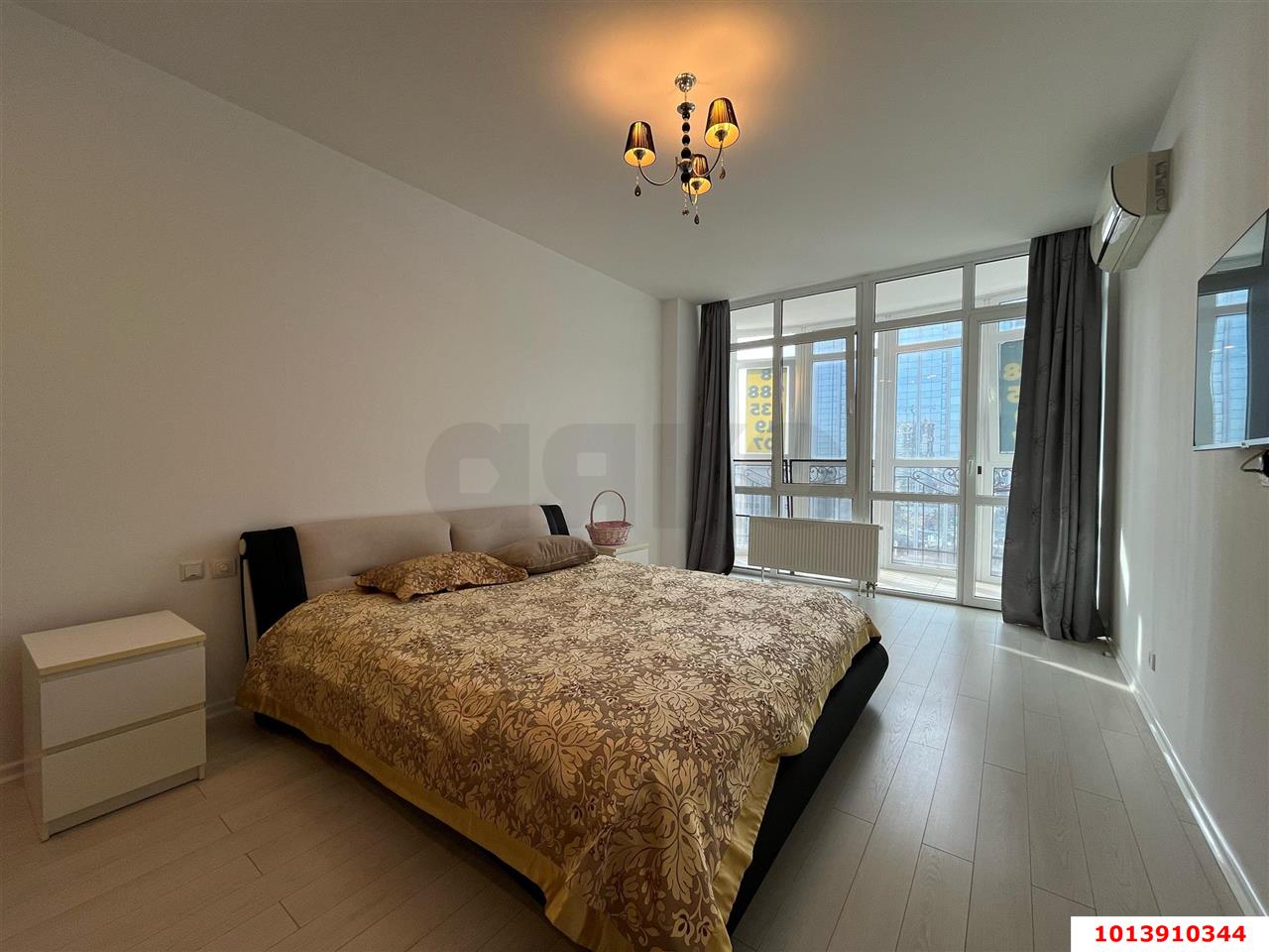 Фото №5: 2-комнатная квартира 100 м² - Краснодар, Центральный, ул. Красноармейская, 100