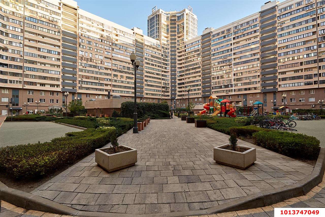 Фото №1: 1-комнатная квартира 54 м² - Краснодар, Центральный, Центральный внутригородской округ, Западный внутригородской округ, мкр. жилой комплекс Центральный, ул. Будённого, 129