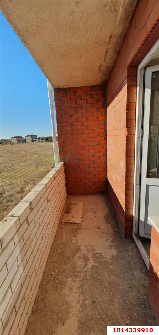 Фото №1: Студия 30 м² - Новая Адыгея, жилой комплекс Золотая линия 2, ул. Бжегокайская, 25/6