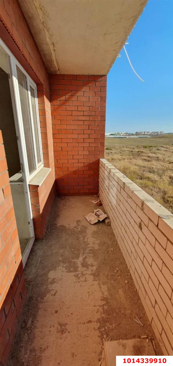 Фото №2: Студия 30 м² - Новая Адыгея, жилой комплекс Золотая линия 2, ул. Бжегокайская, 25/6