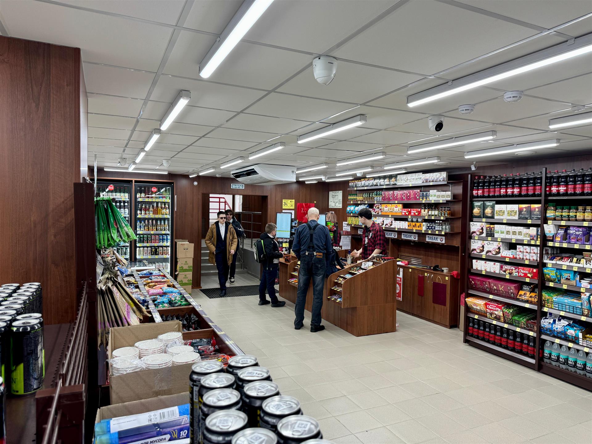 Фото №3: Коммерция 221 м² - Приморско-Ахтарск, ул. Октябрьская, 110