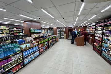 Фото №1: Торговое помещение 222 м² - Приморско-Ахтарск, ул. Октябрьская, 110