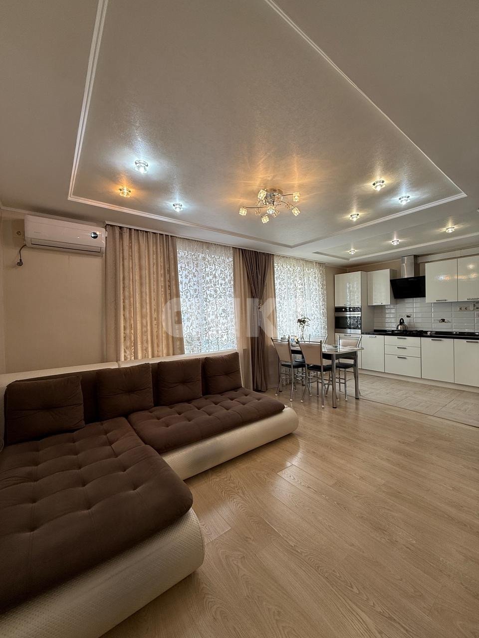 Фото №1: 4-комнатная квартира 71 м² - Альметьевск, 4В, ул. Гафиатуллина, 33