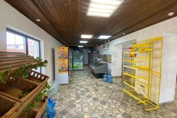 Фото №1: Торговое помещение 129 м² - Яблоновский, ул. Космическая, 27