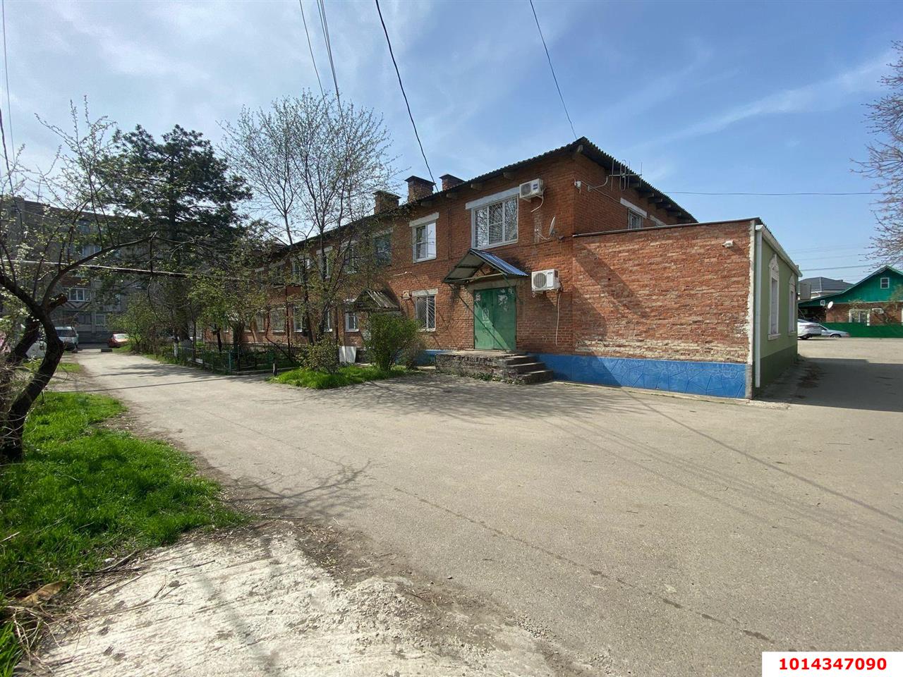 Фото №3: Коммерция 128 м² - Яблоновский, ул. Космическая, 27