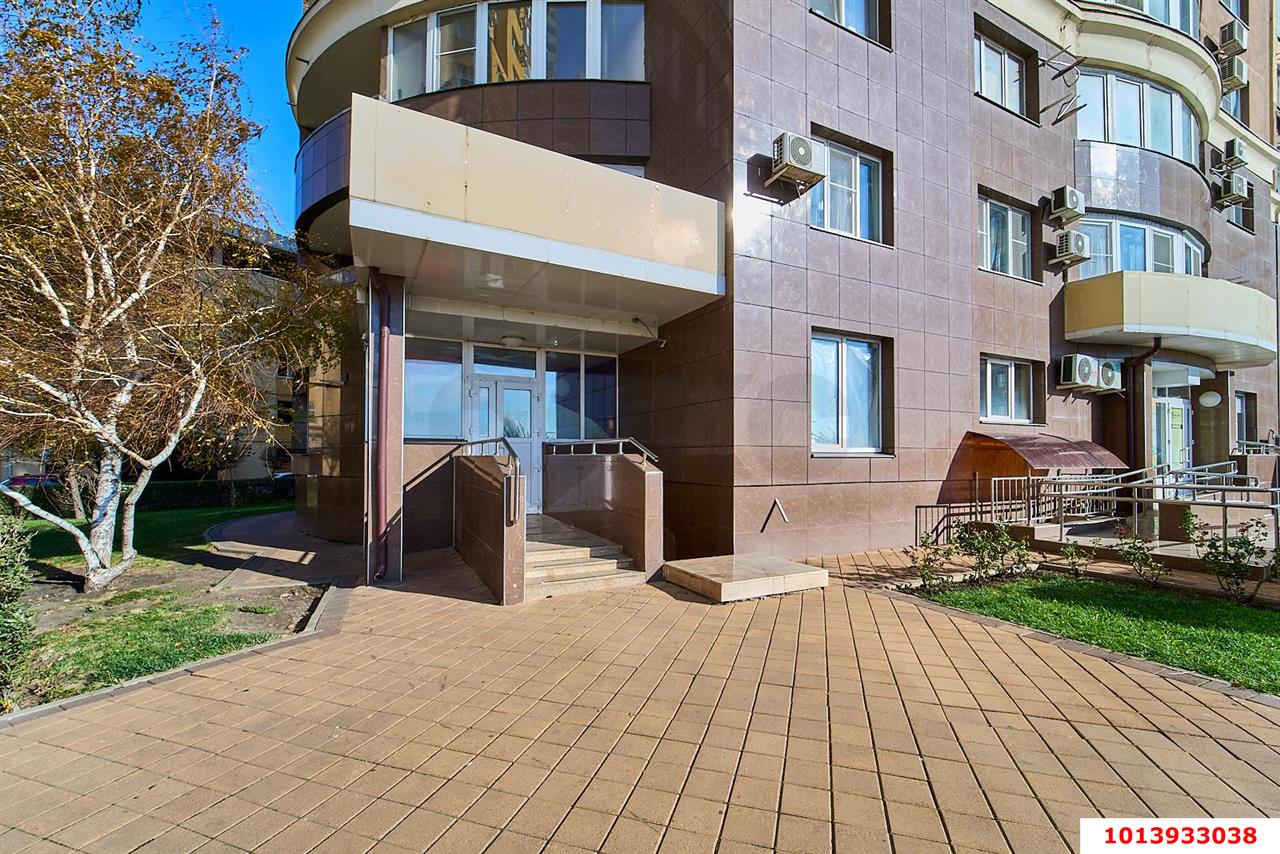 Фото №3: Торговое помещение 65 м² - Краснодар, Западный внутригородской округ, ул. Кожевенная, 26