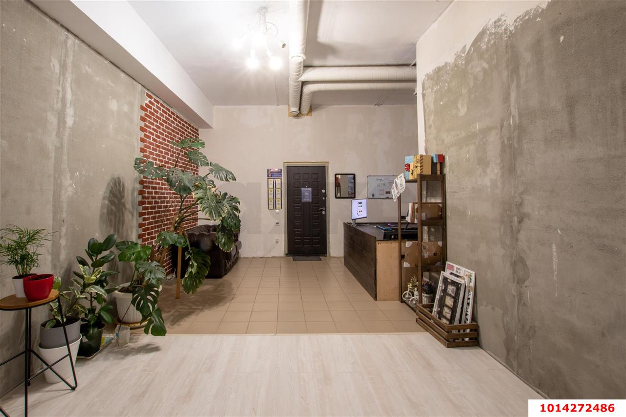 Фото №9: Торговое помещение 101 м² - Краснодар, жилой комплекс Севастопольский, ул. имени Жлобы, 141