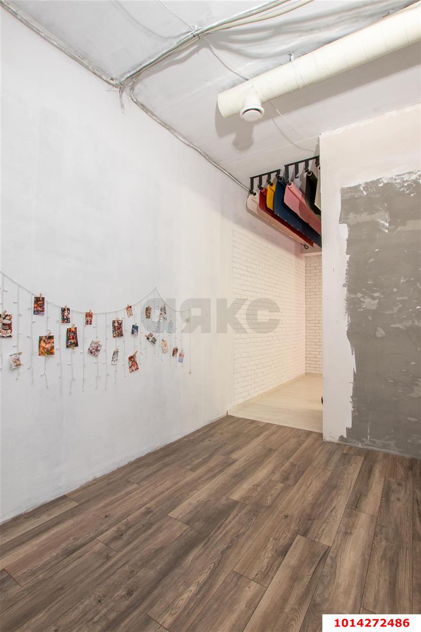 Фото №15: Торговое помещение 101 м² - Краснодар, жилой комплекс Севастопольский, ул. имени Жлобы, 141