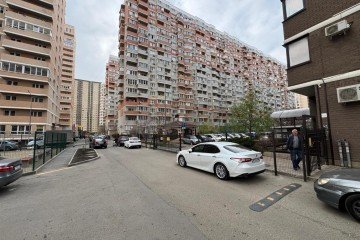 Фото №5: Торговое помещение 37 м² - Краснодар, мкр. жилой комплекс Инсити, ул. Евгении Жигуленко, 11к1