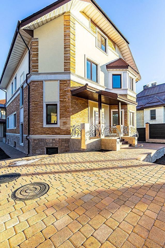 Фото №5: Дом 880 м² + 12 сот. - Камышеваха, ул. Лазуритовая, 16