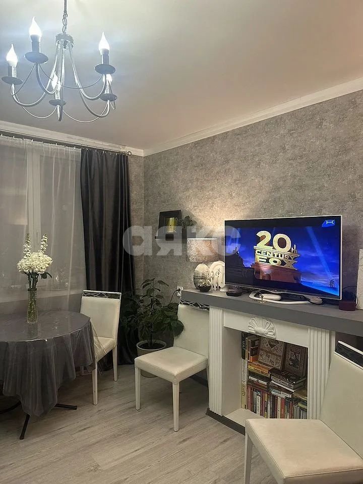 Фото №1: 3-комнатная квартира 72 м² - Ростов-на-Дону, Ленинский, ул. Серафимовича, 60