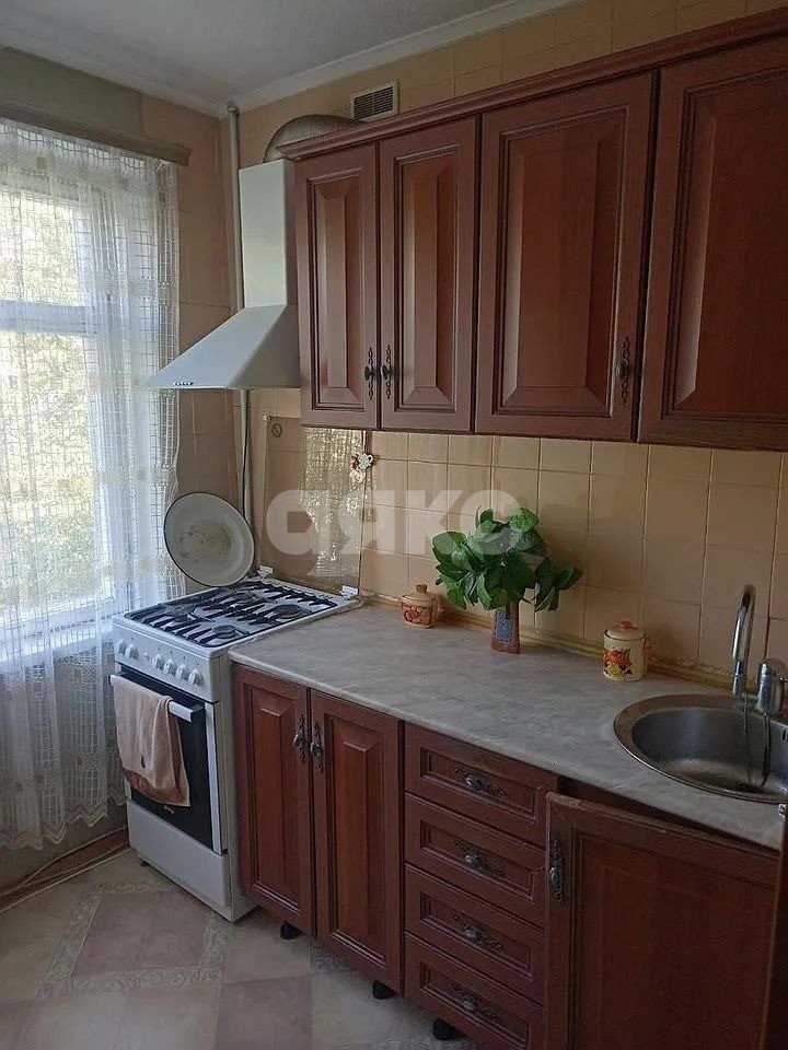 Фото №1: 3-комнатная квартира 62 м² - Ростов-на-Дону, Северный, ул. Капустина, 22/1