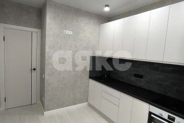 Фото №3: 1-комнатная квартира 35 м² - Ростов-на-Дону, мкр. жилой комплекс Скай Парк, ул. Нансена, 83с1