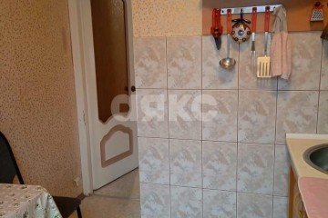 Фото №4: 3-комнатная квартира 50 м² - Ростов-на-Дону, мкр. Александровка, пр-кт 40-летия Победы, 73/9