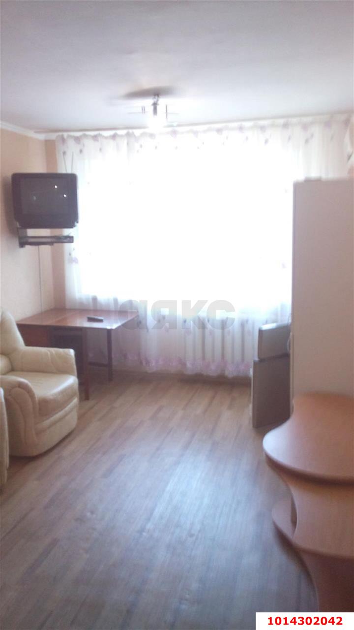Фото №2: Комната 18 м² - Краснодар, 9-й километр, ул. Лазурная, 68