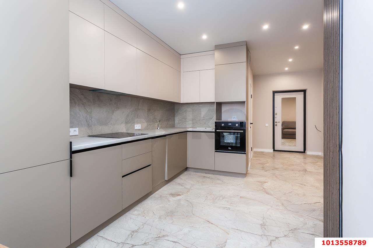 Фото №2: 1-комнатная квартира 45 м² - Краснодар, Центральный, мкр. Центральный внутригородской округ, ул. Железнодорожная, 23/1