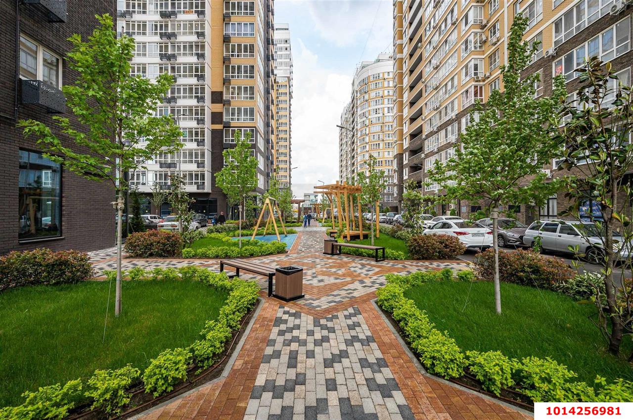 Фото №2: 1-комнатная квартира 60 м² - Краснодар, жилой комплекс Элегант, ул. Старокубанская, 137к1