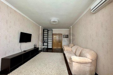 Фото №1: 3-комнатная квартира 105 м² - Краснодар, мкр. Завод Измерительных Приборов, ул. Московская, 59