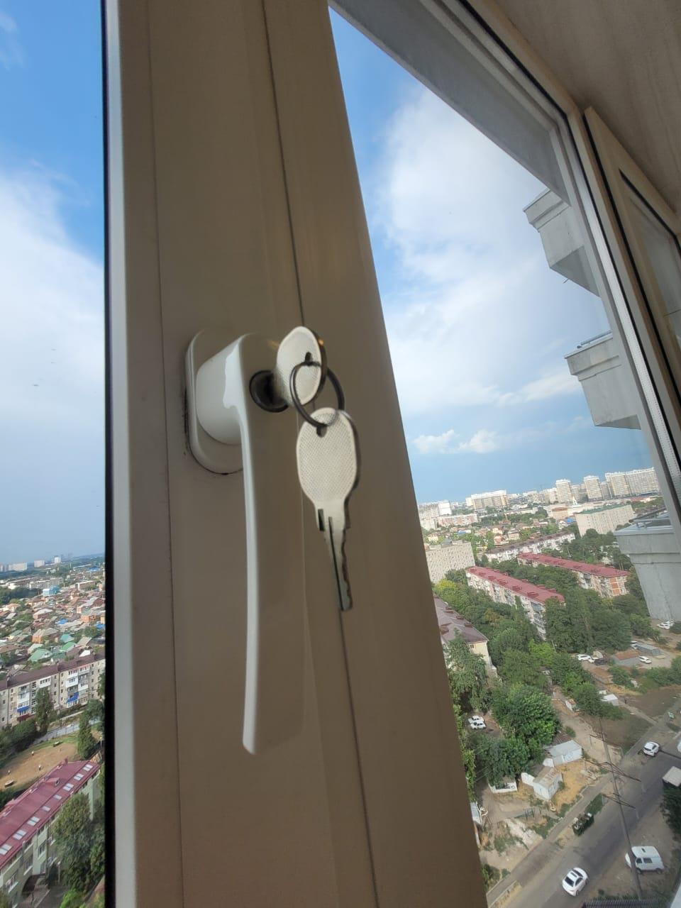 Фото №18: 3-комнатная квартира 84 м² - Краснодар, ЖК Дом у Озера, Карасунский внутригородской округ, жилой комплекс Дом у Озера, Центральный внутригородской округ, мкр. Черёмушки, ул. Селезнёва, 104/1