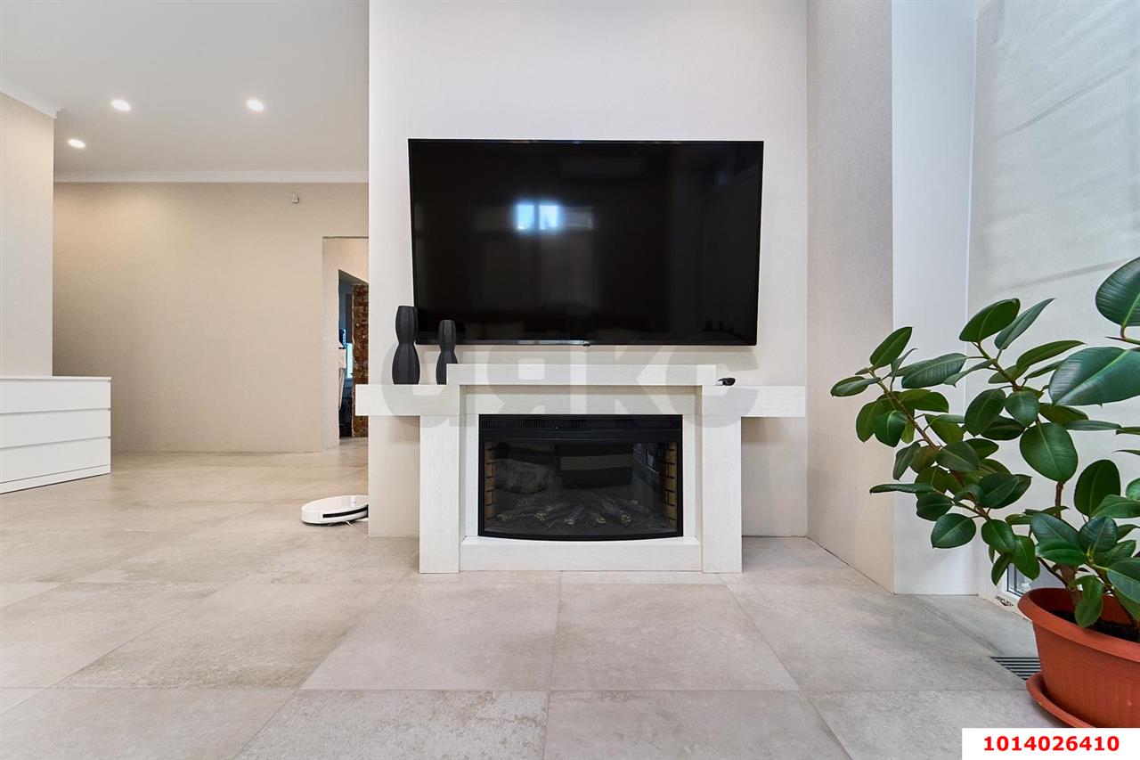 Фото №7: Дом 200 м² + 8 сот. - Краснодар, 2-я Площадка, ул. Н.Э. Гаджимагомедова