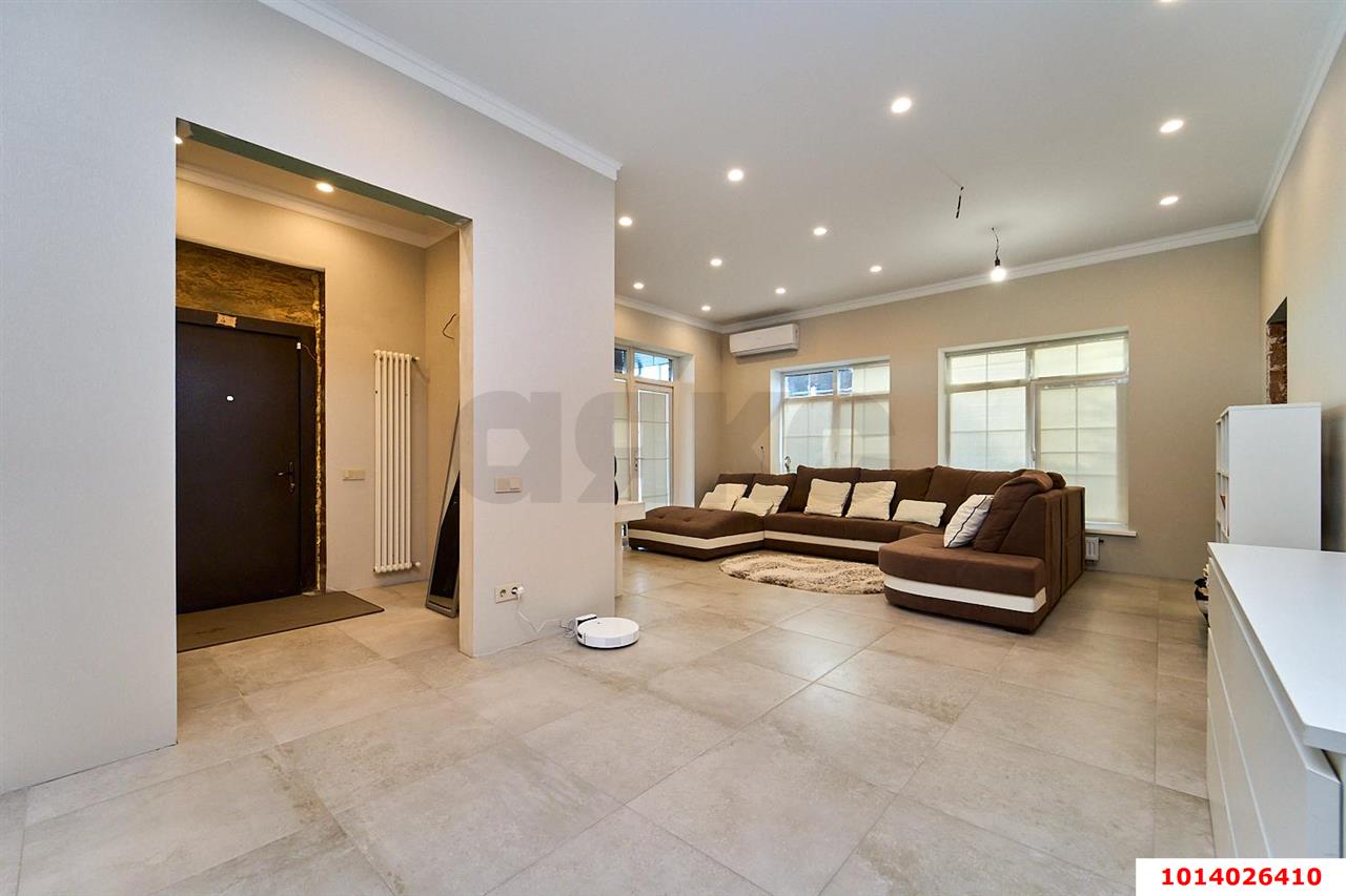 Фото №6: Дом 200 м² + 8 сот. - Краснодар, 2-я Площадка, ул. Н.Э. Гаджимагомедова