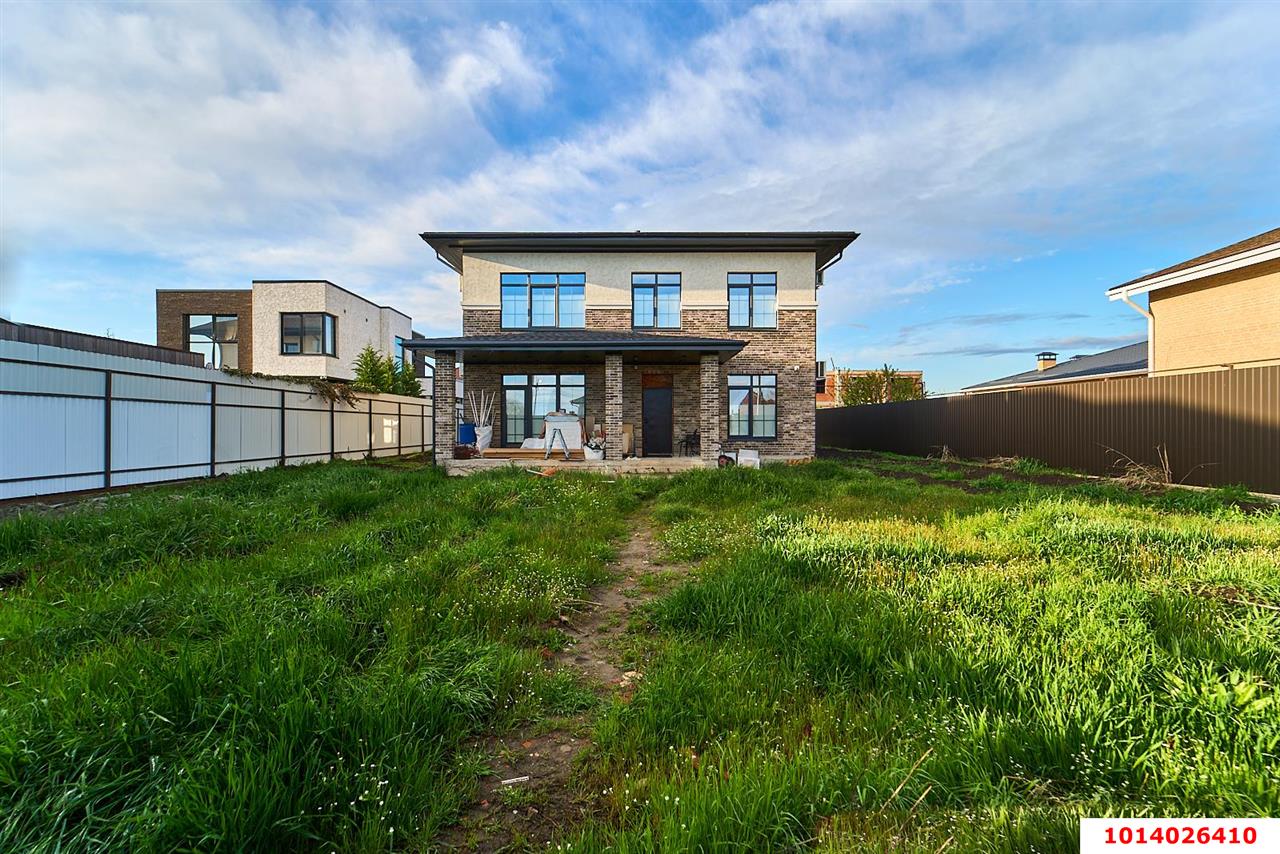 Фото №15: Дом 200 м² + 8 сот. - Краснодар, 2-я Площадка, ул. Н.Э. Гаджимагомедова