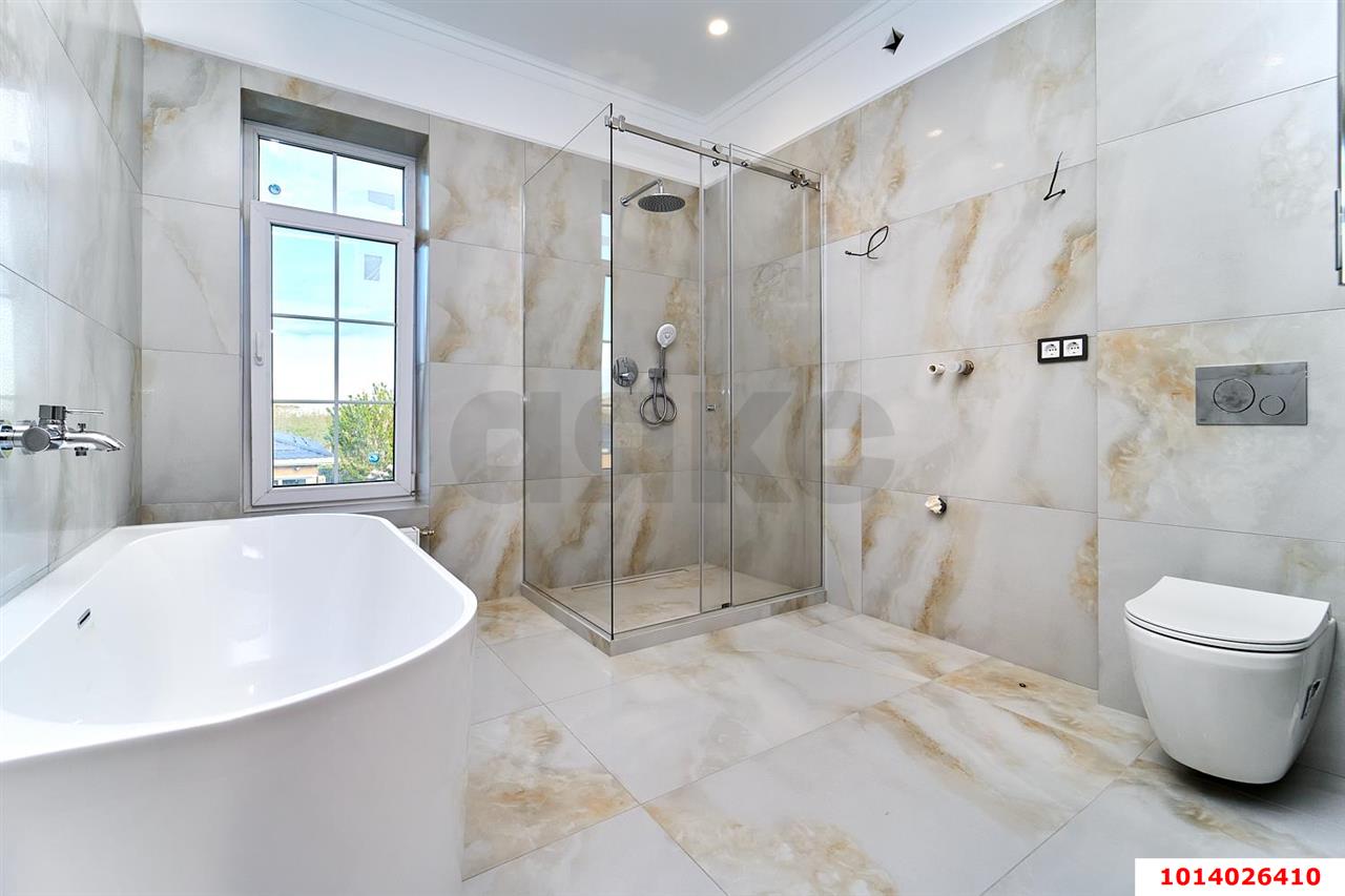 Фото №10: Дом 200 м² + 8 сот. - Краснодар, 2-я Площадка, ул. Н.Э. Гаджимагомедова