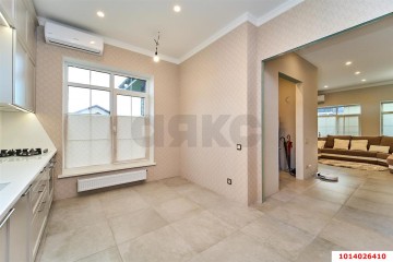 Фото №2: Дом 200 м² - Краснодар, мкр. 2-я Площадка, ул. Н.Э. Гаджимагомедова