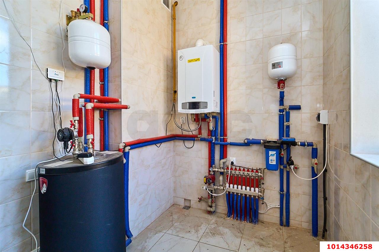 Фото №6: Дом 235 м² + 8 сот. - Краснодар, Прикубанский внутригородской округ, мкр. Сады Калинина, ул. Милицейская, 10