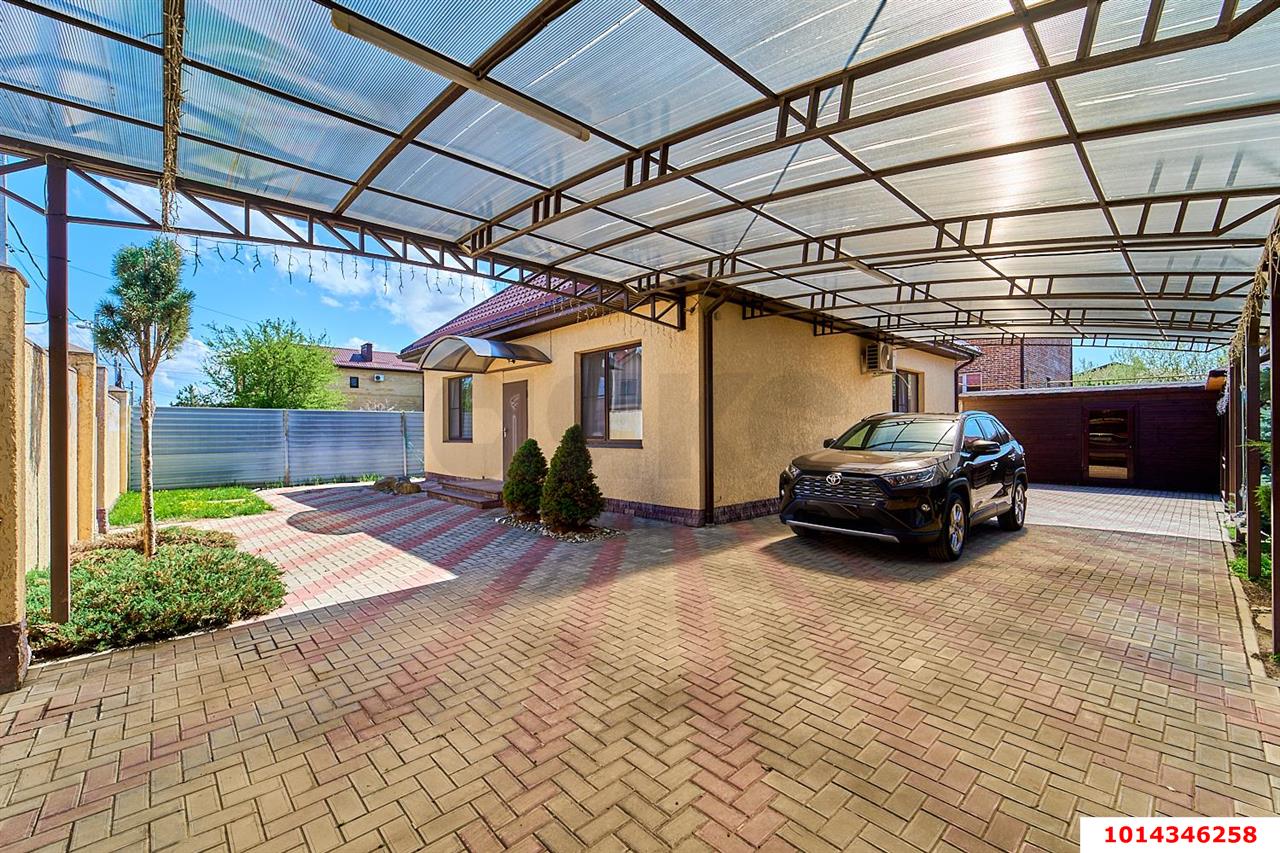 Фото №1: Дом 235 м² + 8 сот. - Краснодар, Прикубанский внутригородской округ, мкр. Сады Калинина, ул. Милицейская, 10